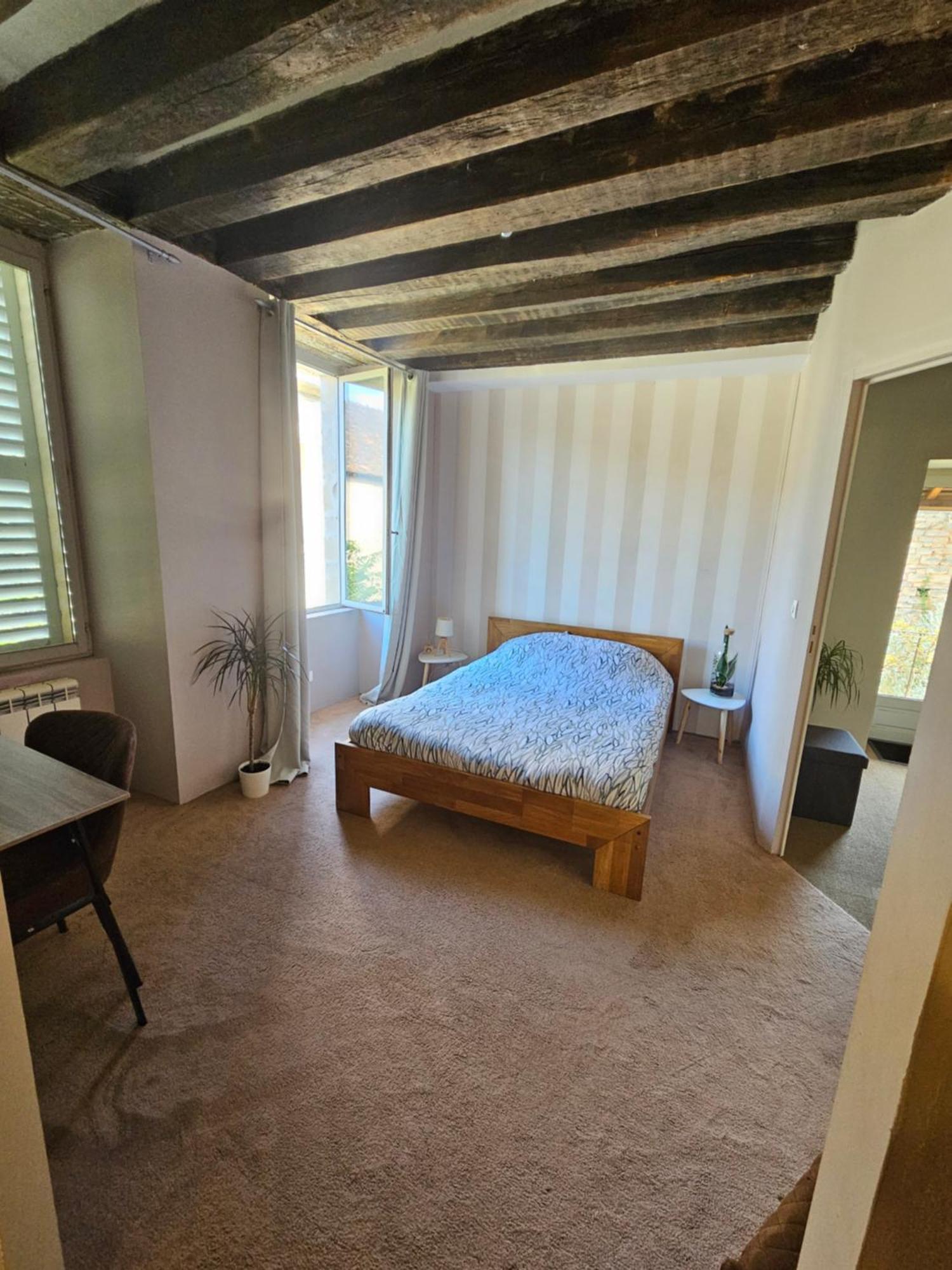 Chambre Avec Salle De Bain Hotell Donzy Eksteriør bilde